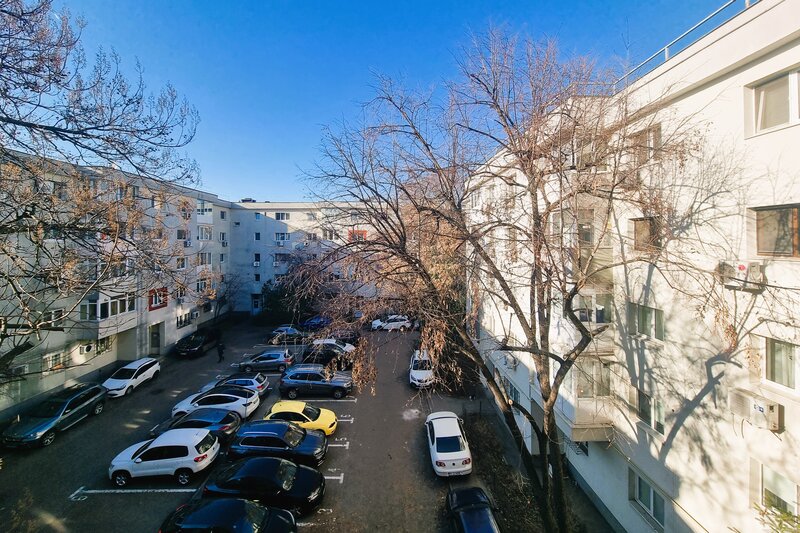 Dorobanti, Beller, parc Floreasca, Floreasca strada Andrei Popovici nr. 12